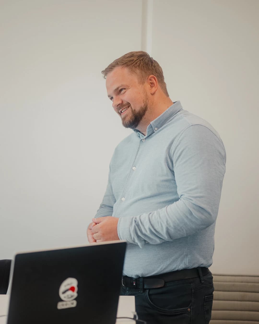Campfire team member in conversation